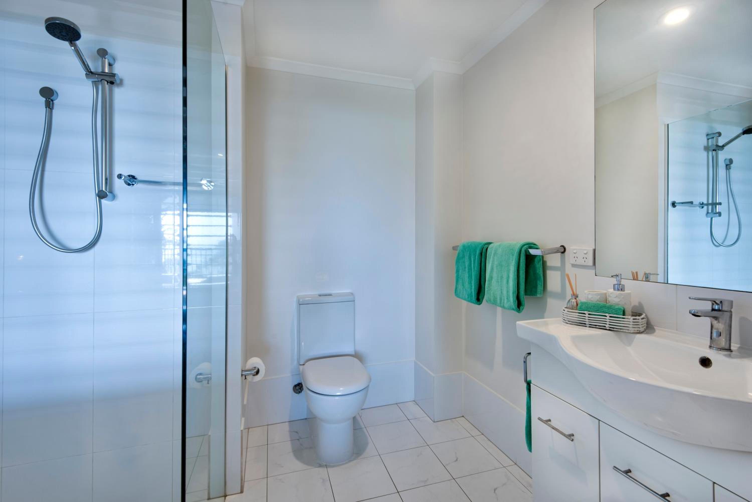 Panorama Apartments on Hamilton Island by HIHA