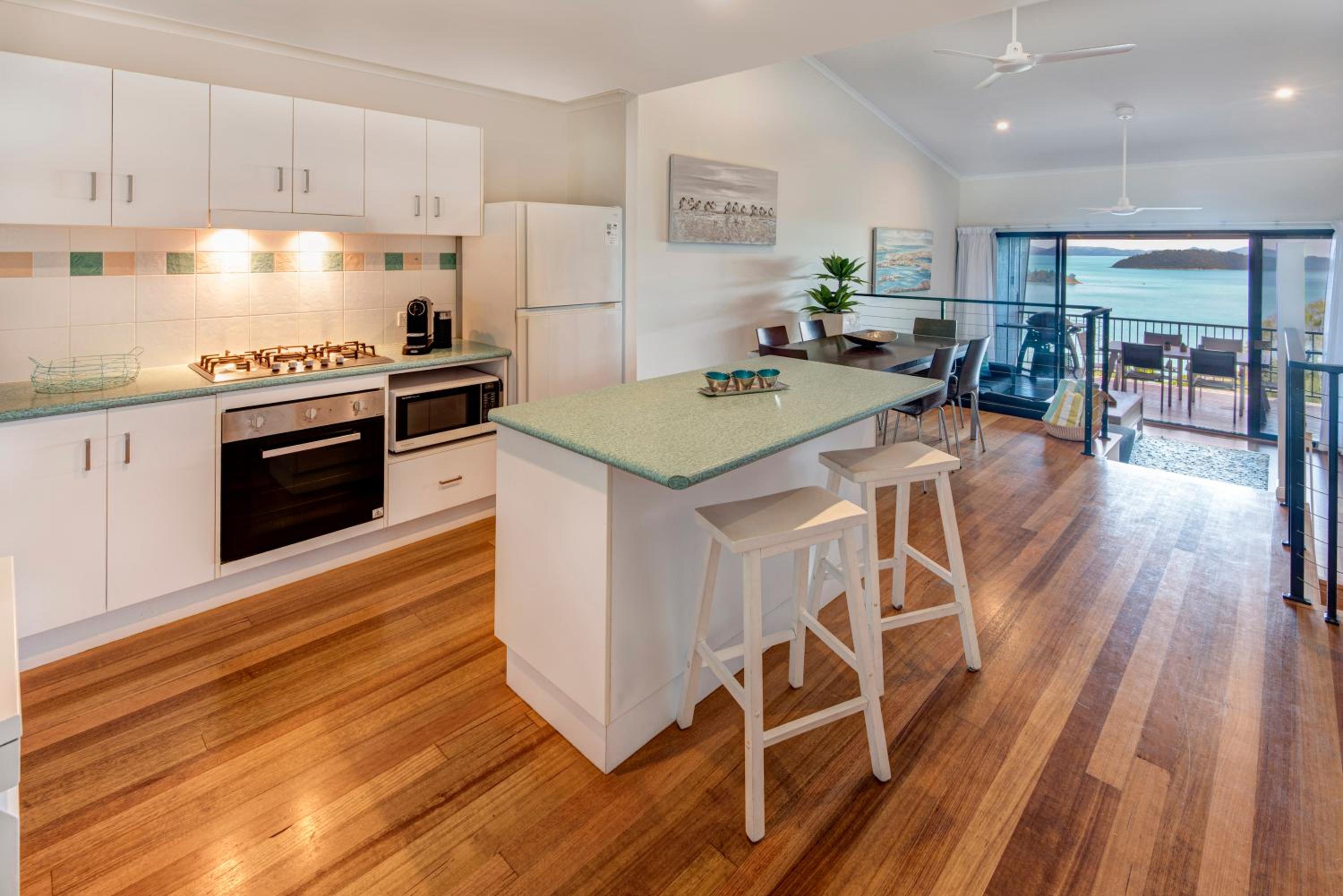 Panorama Apartments on Hamilton Island by HIHA