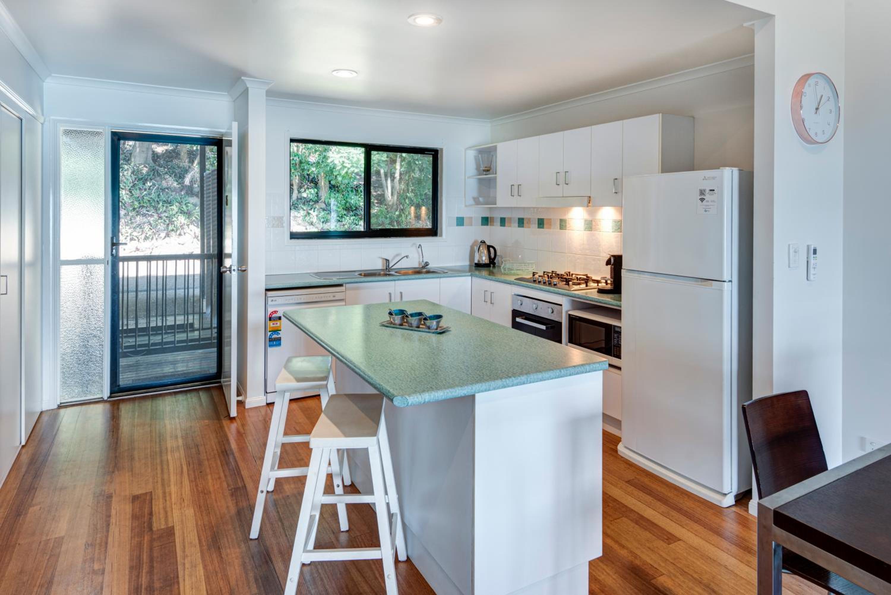 Panorama Apartments on Hamilton Island by HIHA