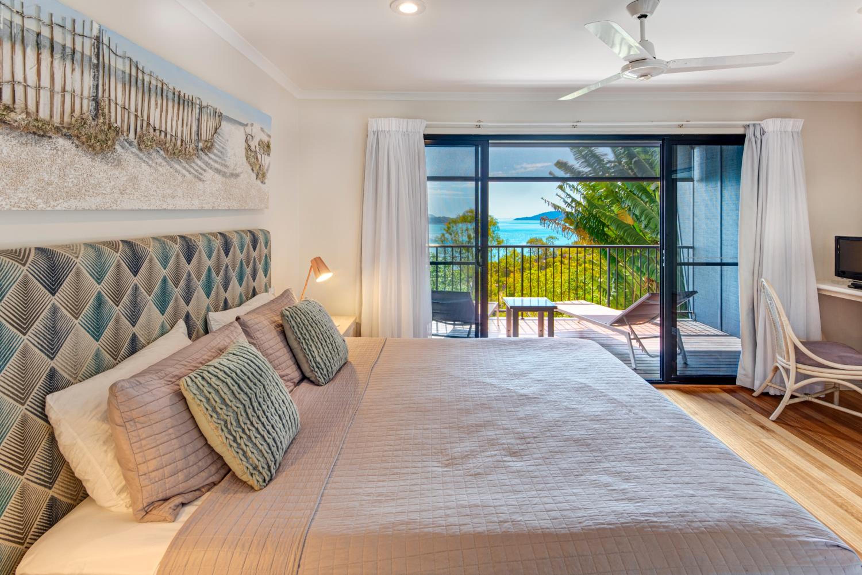 Panorama Apartments on Hamilton Island by HIHA