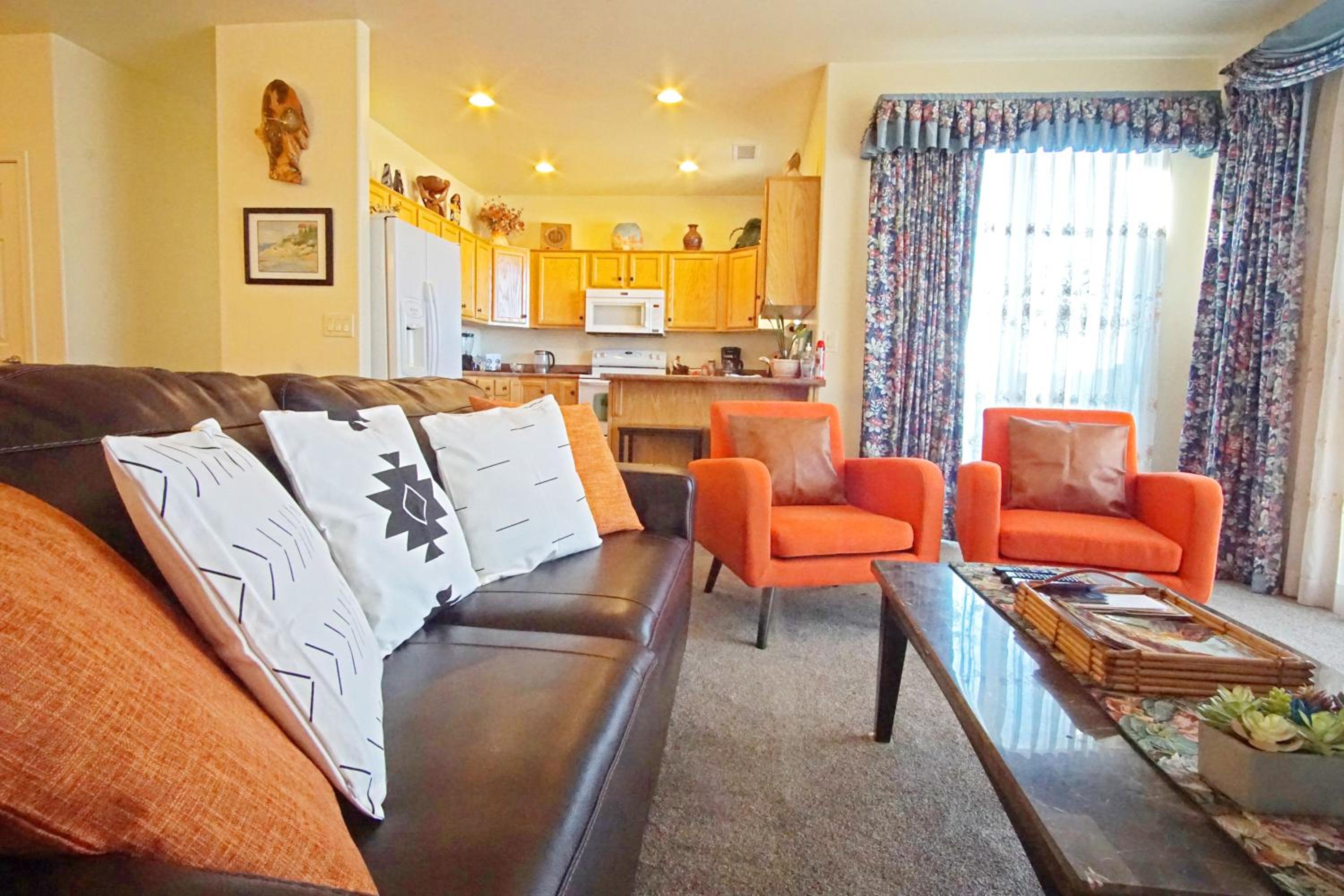 Page Vacations - Desert Frontier with Garage, Boat Space,  WFH Workspace - Property Image 3