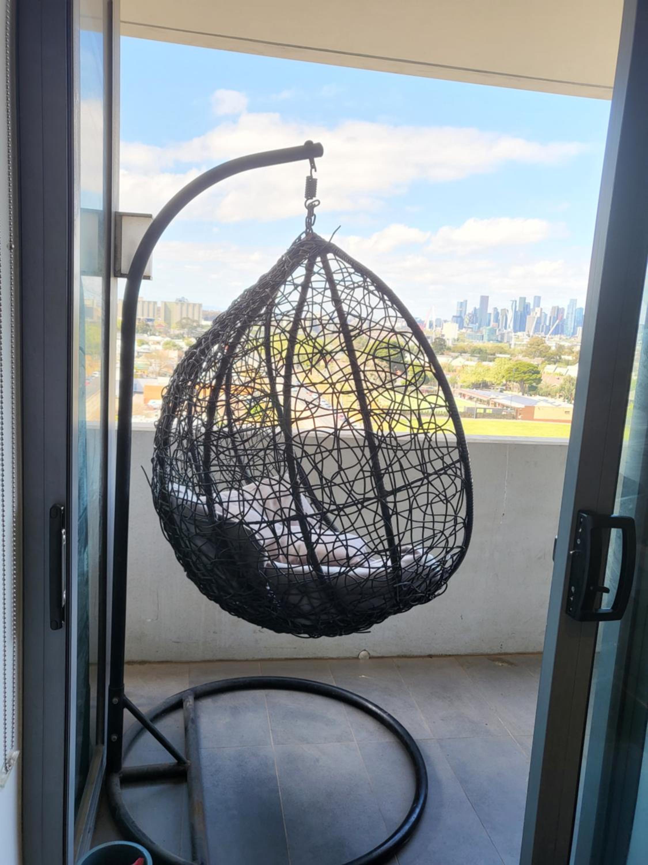 1 BEDROOM STUNNING VIEW APARTMENT