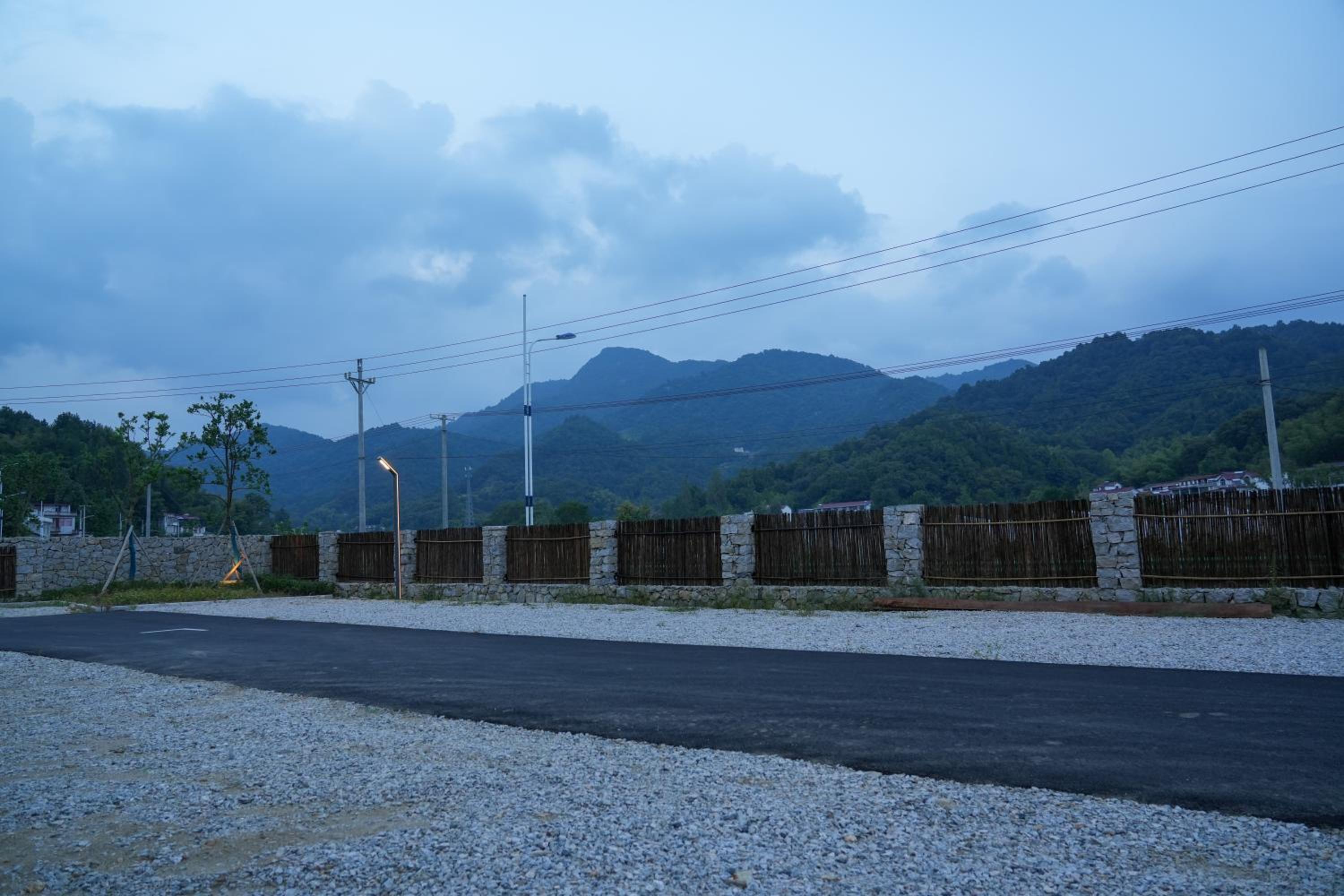 Brandy Manor Wild Luxury B&B - Jinzhai Branch