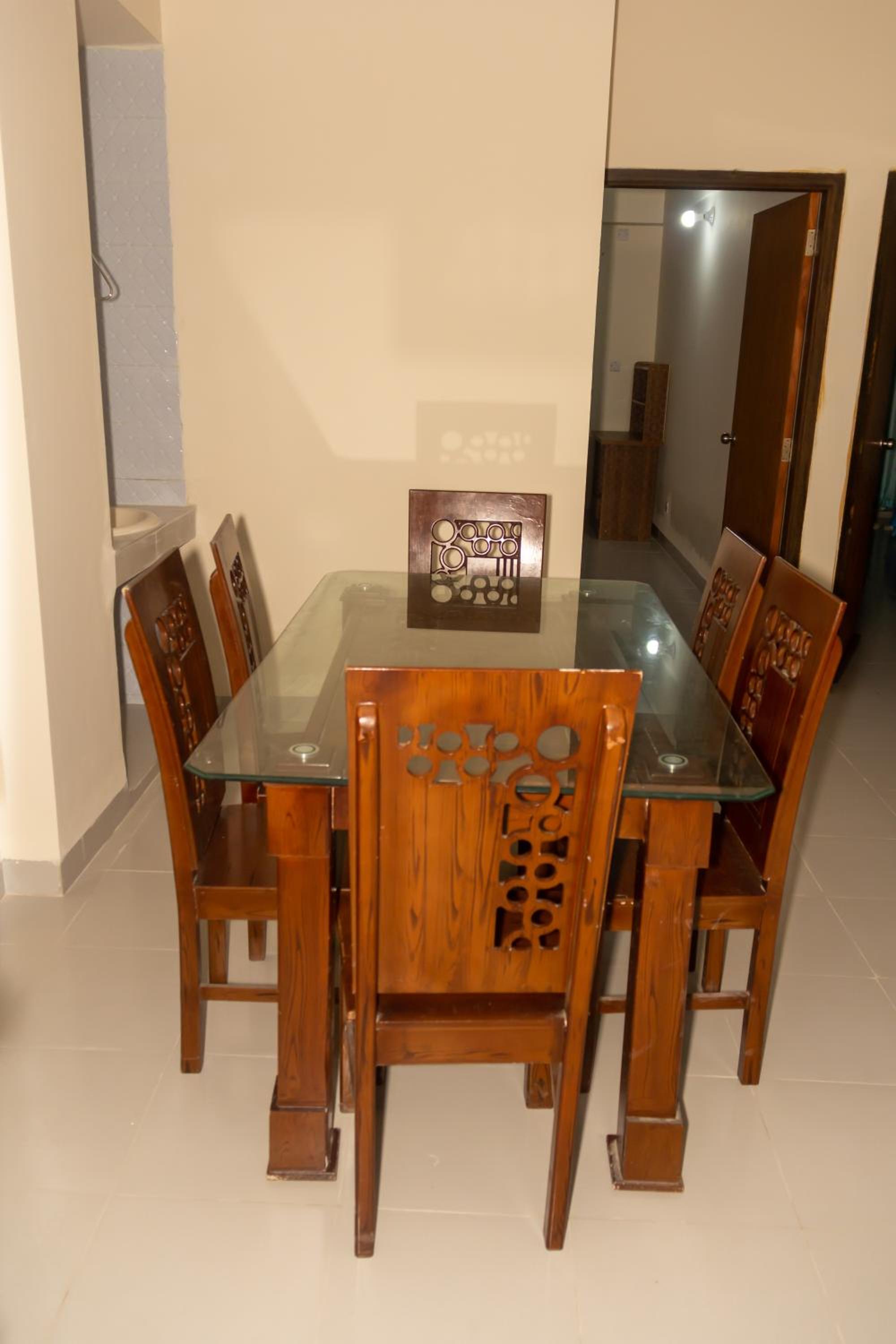 Lovely 3BHK Airport Close Furnished Family Apartment