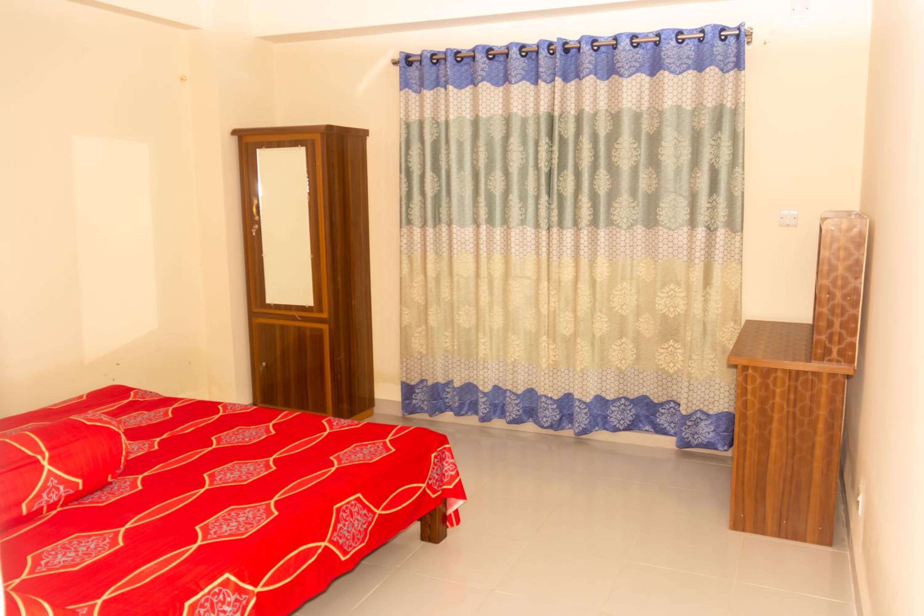 Lovely 3BHK Airport Close Furnished Family Apartment