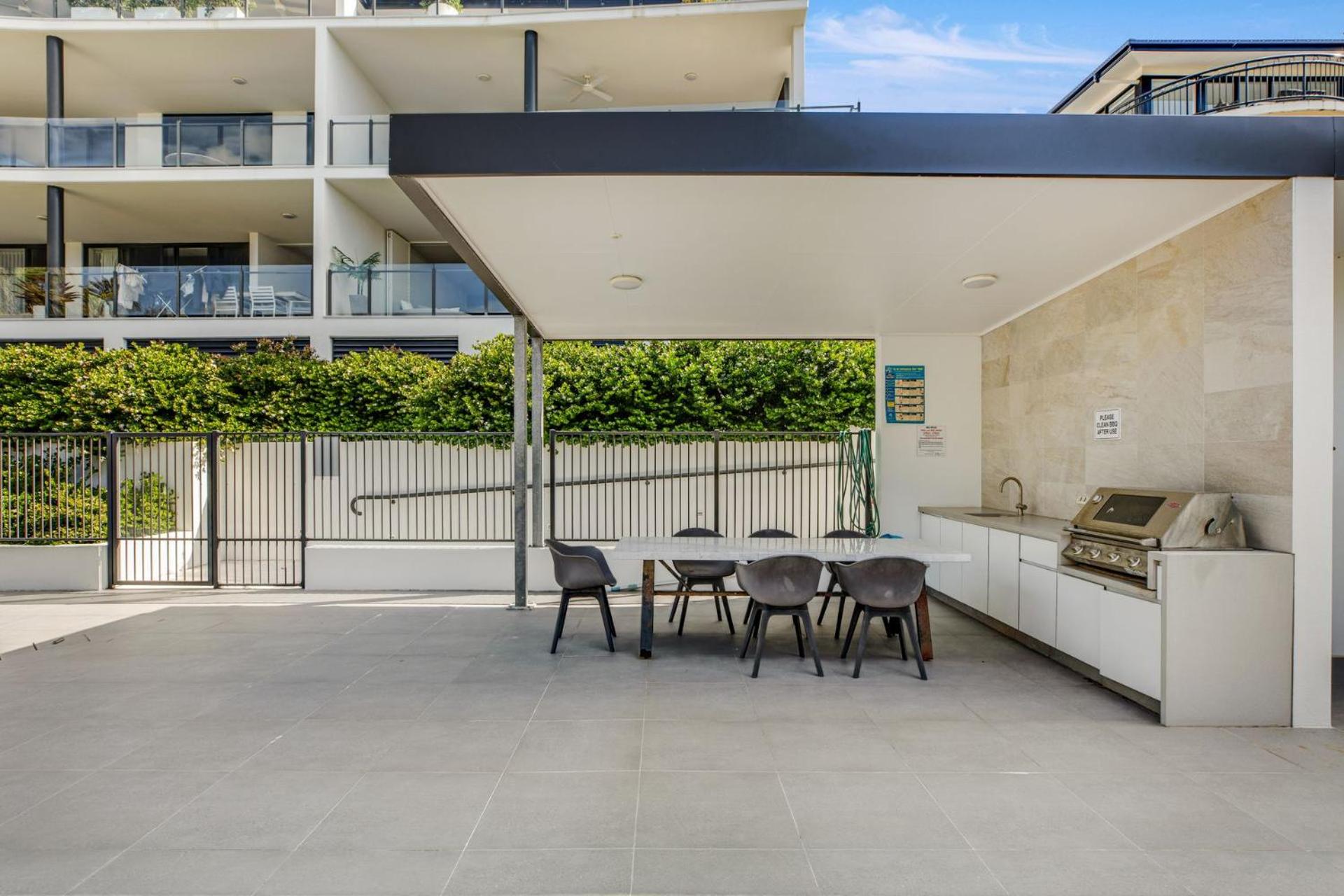 2 Indigo - quality apartment in coveted location 3 Month Rentals