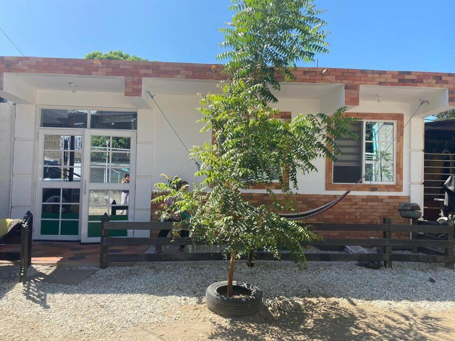 Acogedor apartamento cerca a la playa
