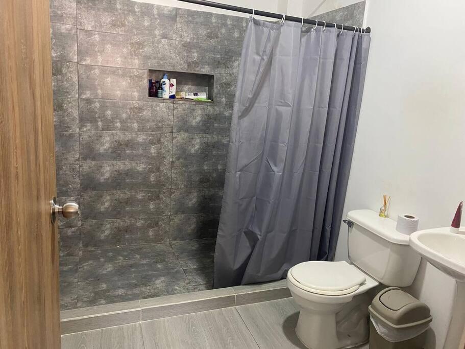 Acogedor apartamento cerca a la playa