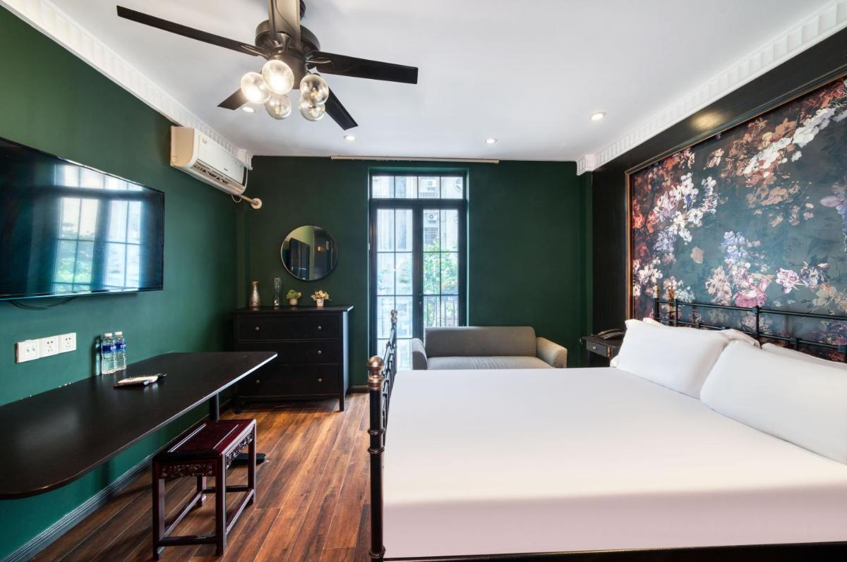 Men Tang Hotel