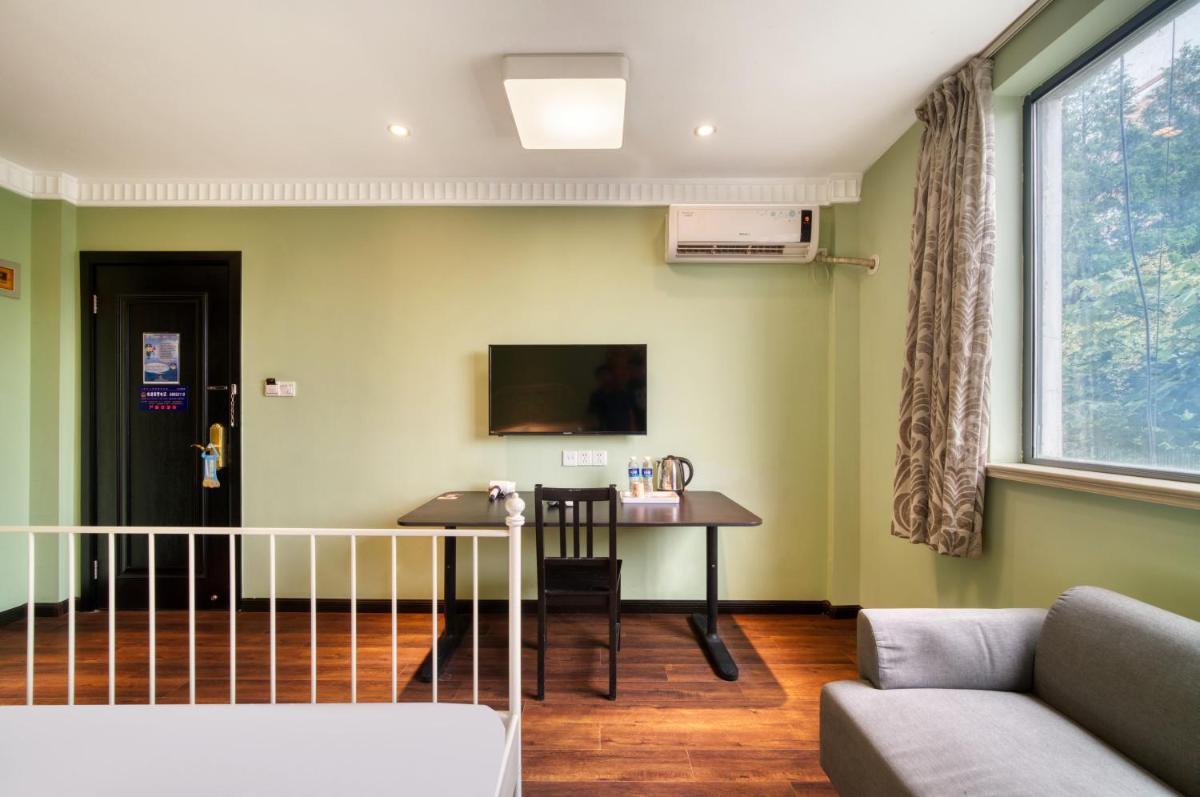 Men Tang Hotel