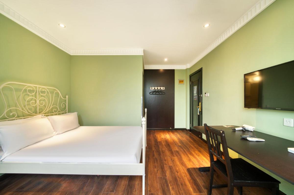 Men Tang Hotel
