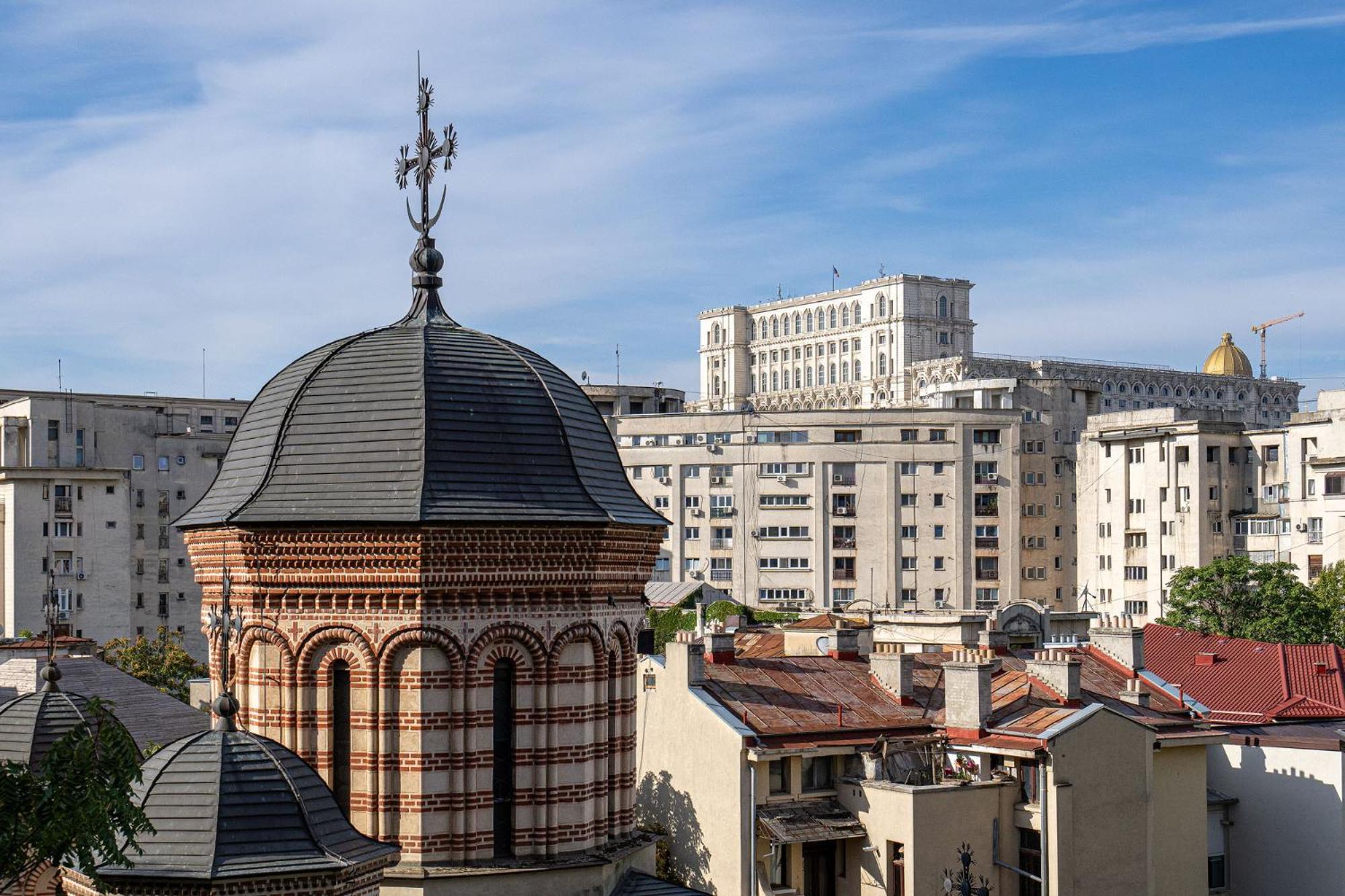 Old City Center River View-4BR-Parliament-Metro-Park
