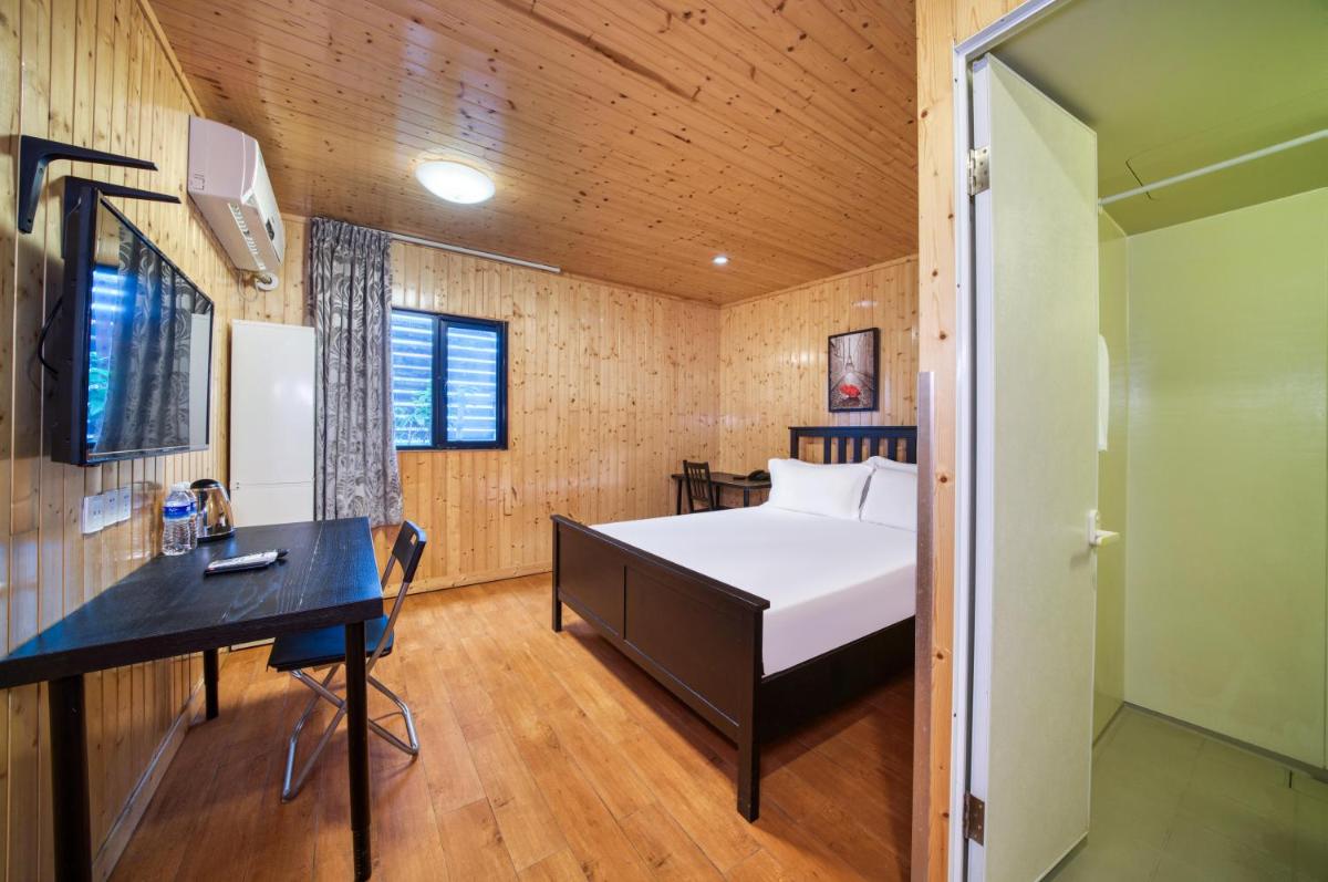 Men Tang Hotel