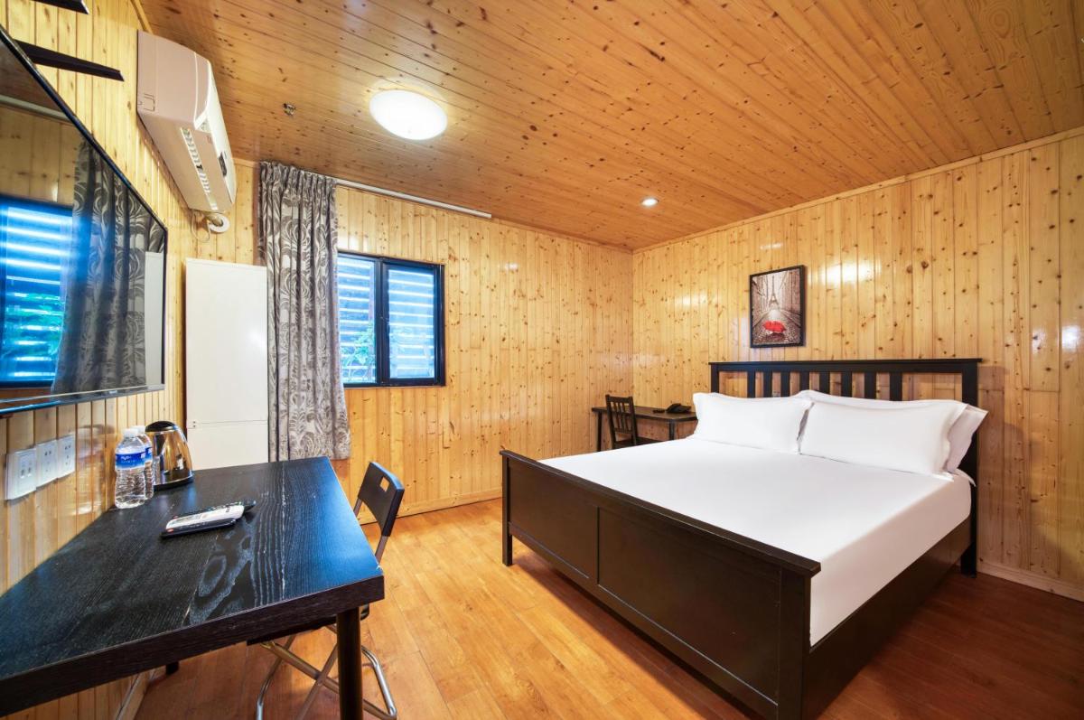 Men Tang Hotel