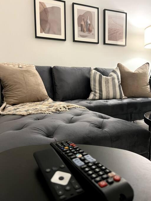 Walking distance to St Boniface, easy parking