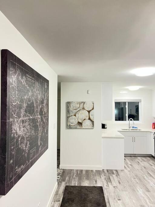 Walking distance to St Boniface, easy parking