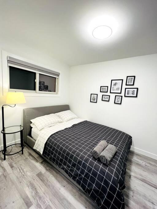 Walking distance to St Boniface, easy parking