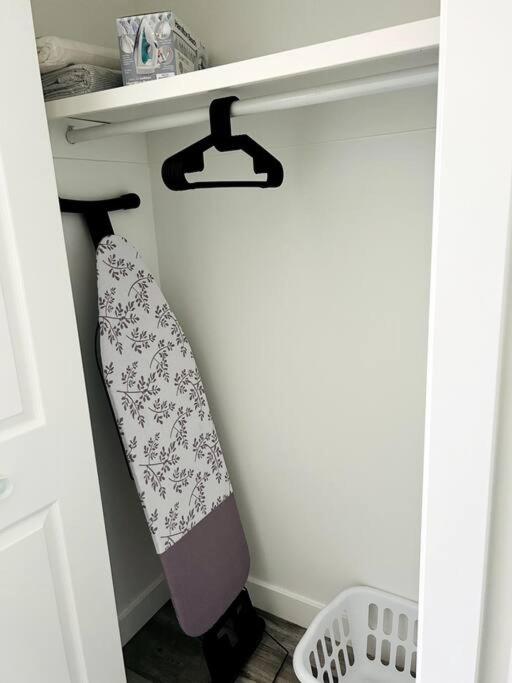 Walking distance to St Boniface, easy parking
