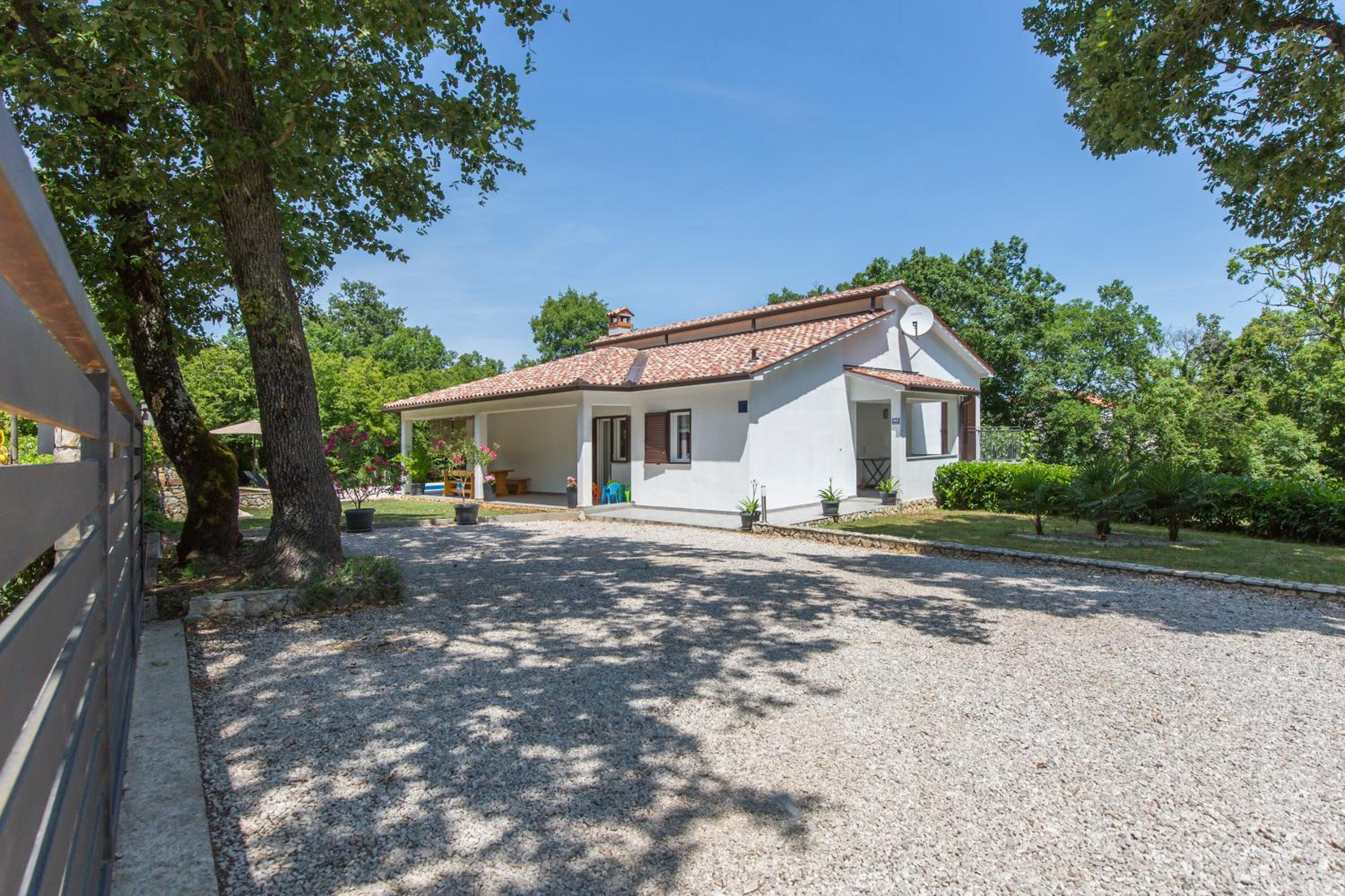 Holiday Home Rea view 5