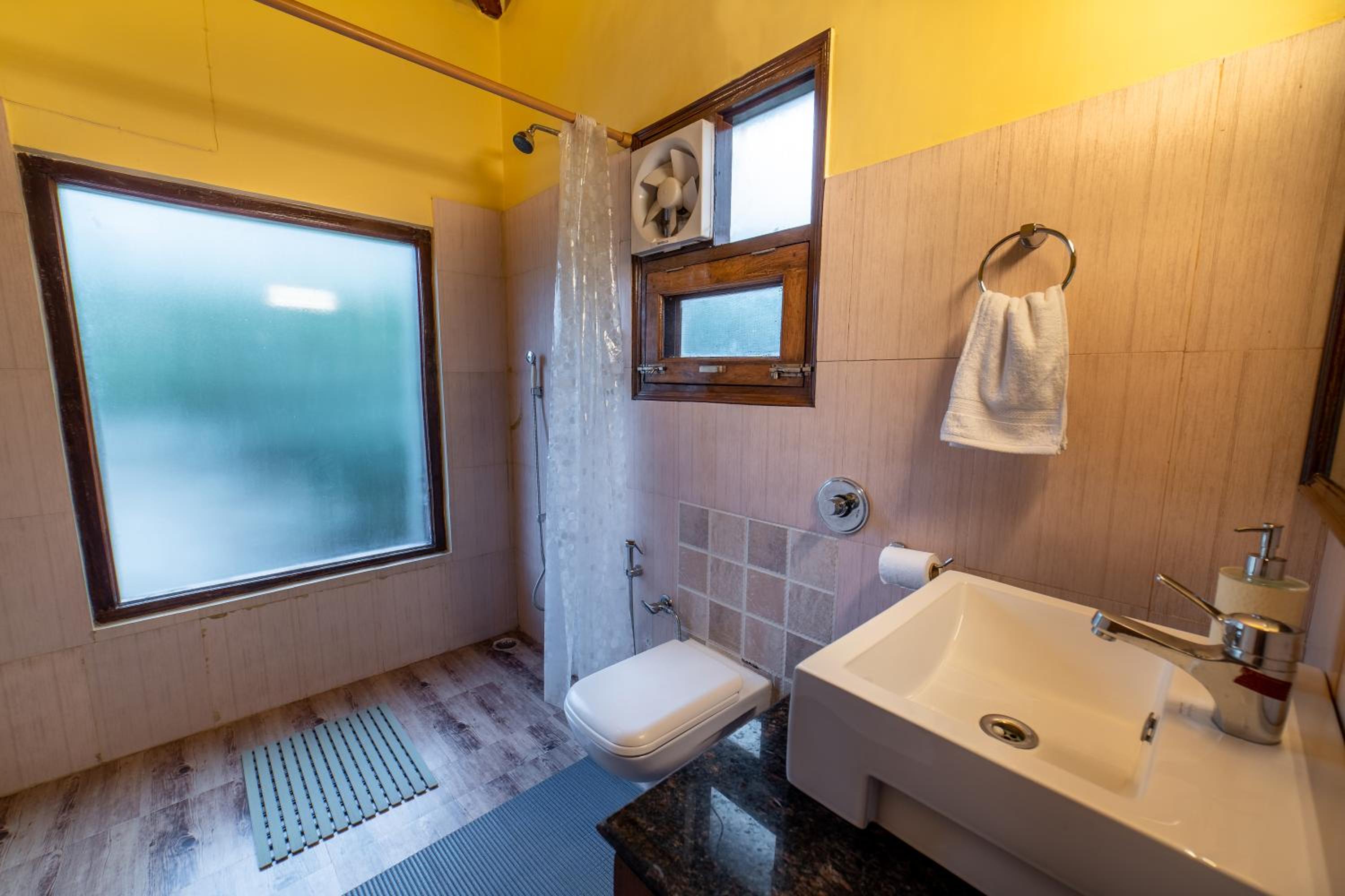 SaffronStays The Clairmont Cottage,Mukteshwar view 3