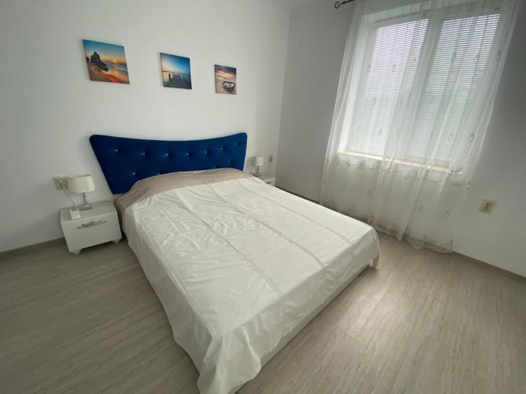 Bluemoon-Apartment with Parking