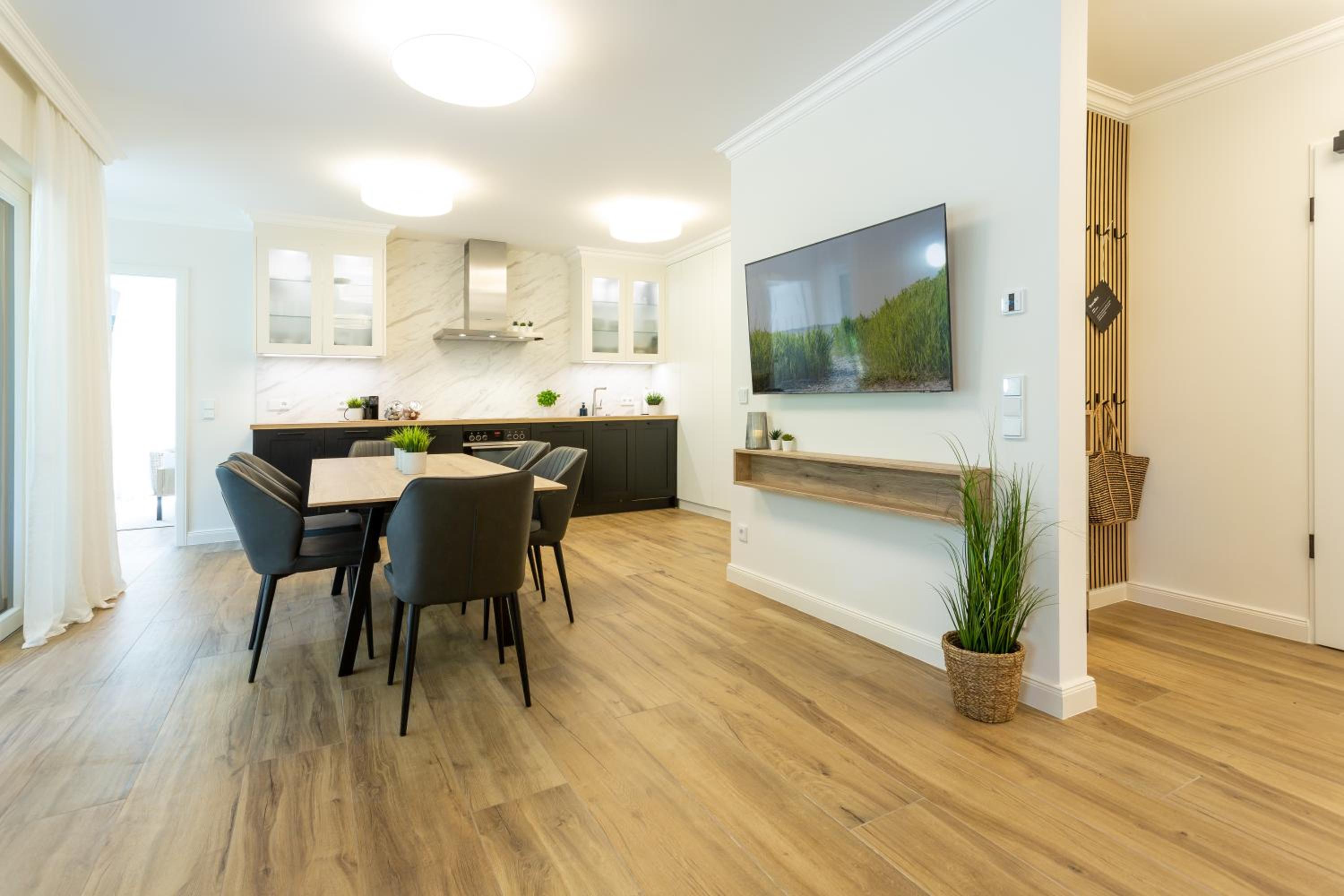 Villa Chloe Binz Appartements exklusiv in Top Lage mit Strandkorb am Strand