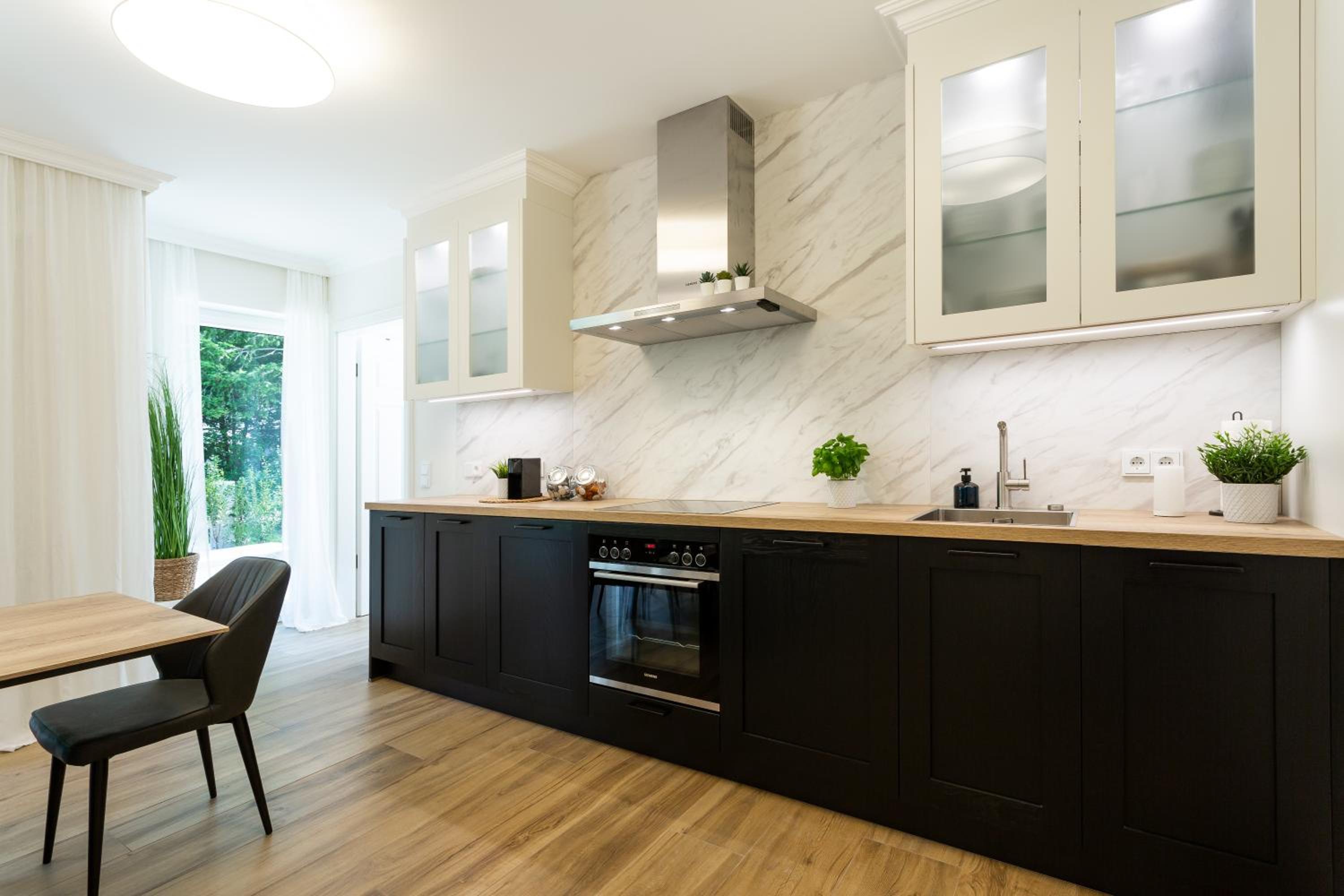 Villa Chloe Binz Appartements exklusiv in Top Lage mit Strandkorb am Strand