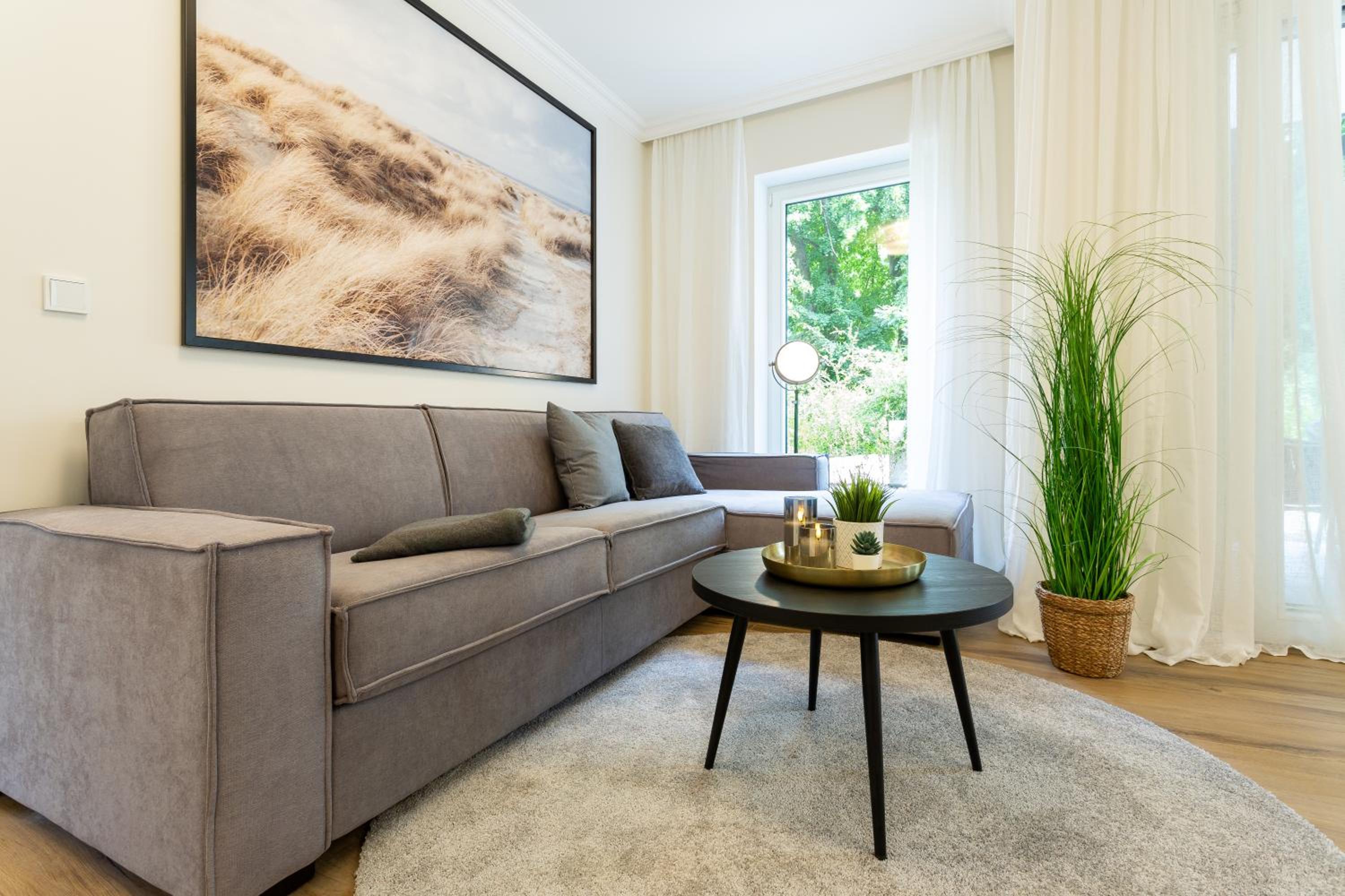 Villa Chloe Binz Appartements exklusiv in Top Lage mit Strandkorb am Strand