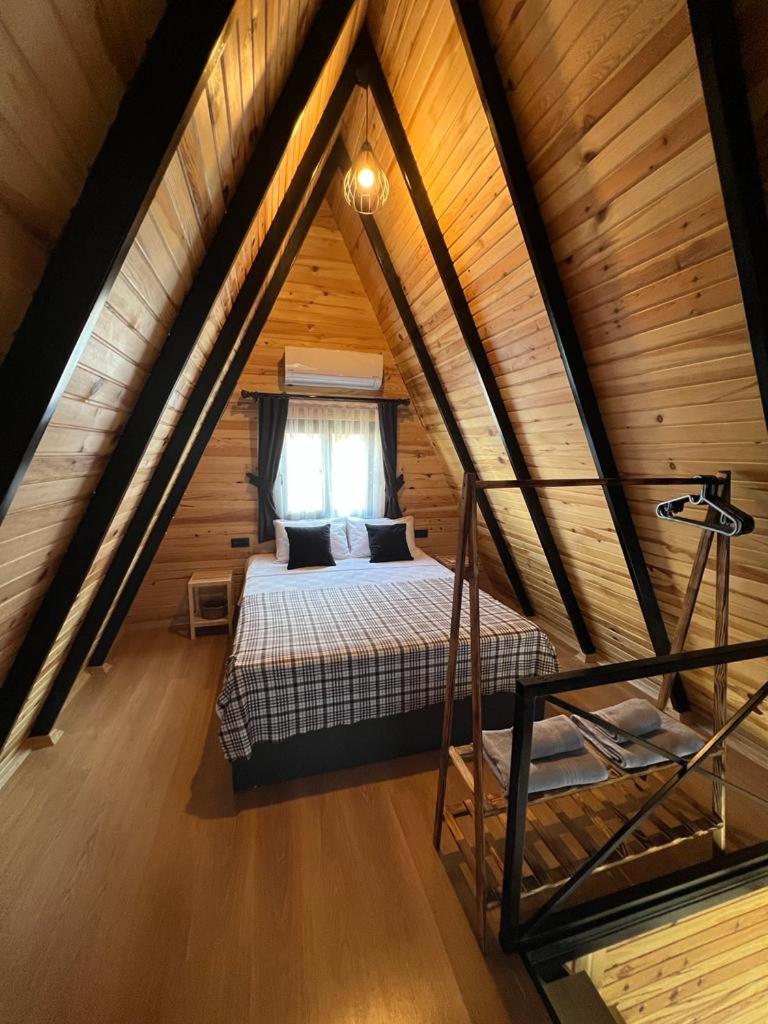 LAGOM BUNGALOW