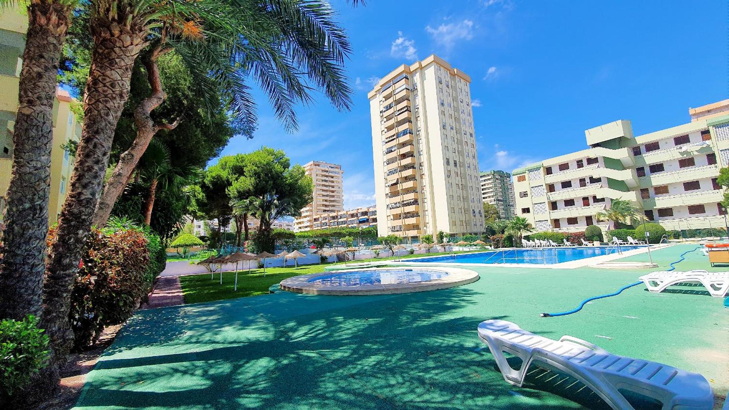 PALM TOWER APARTMENT