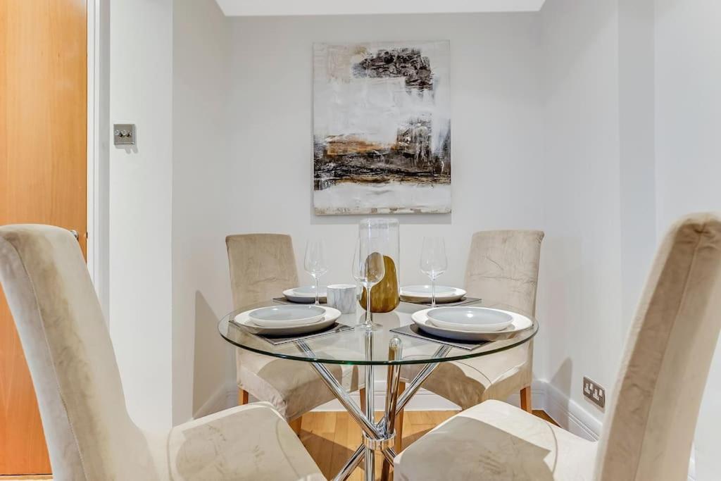 Spacious 1 Bedroom Apt near Marble Arch