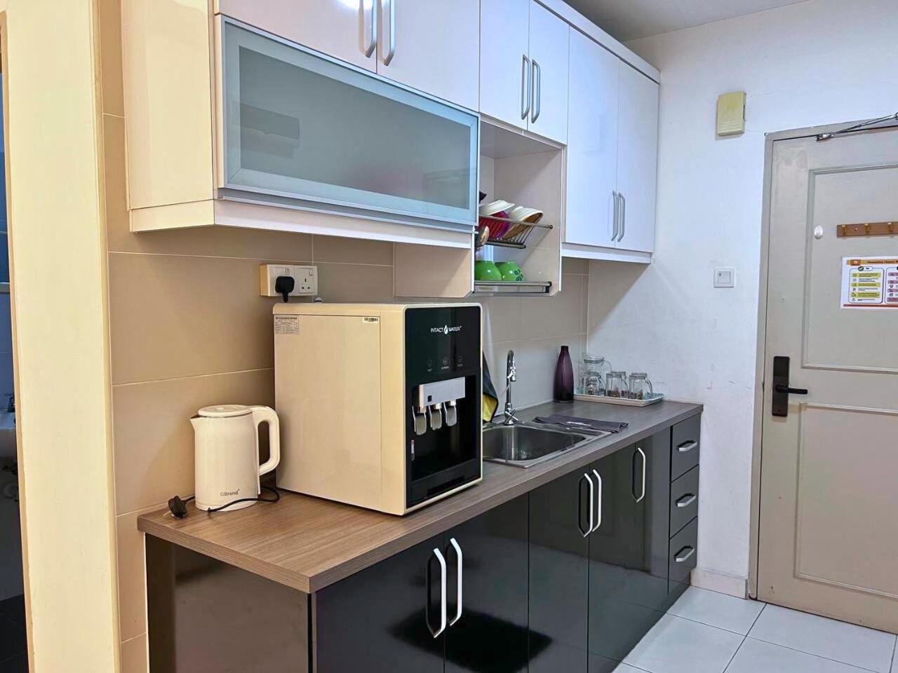 Akademik Suite Austin Height Sunway College