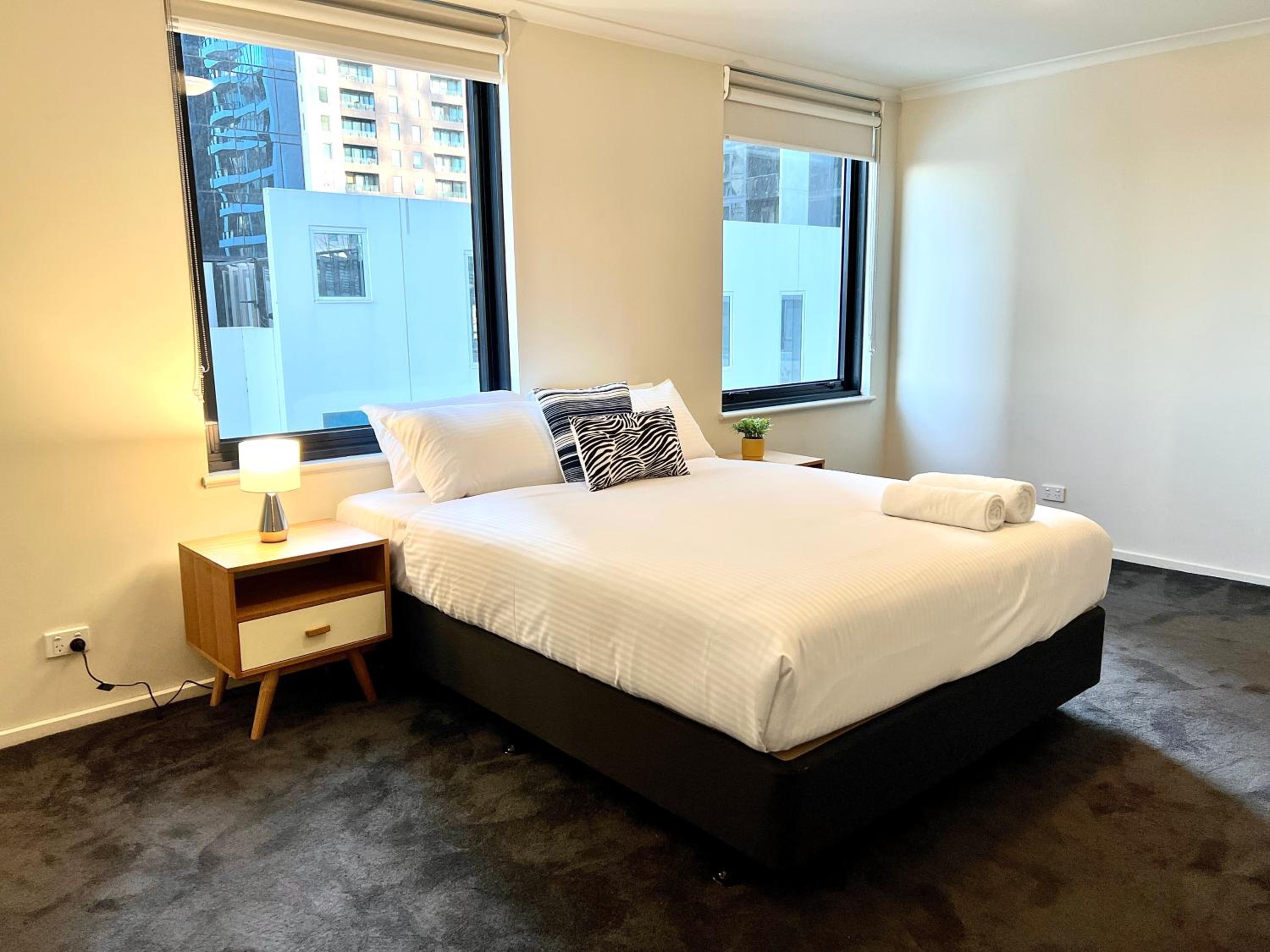 ReadySet Apartments on Kavanagh