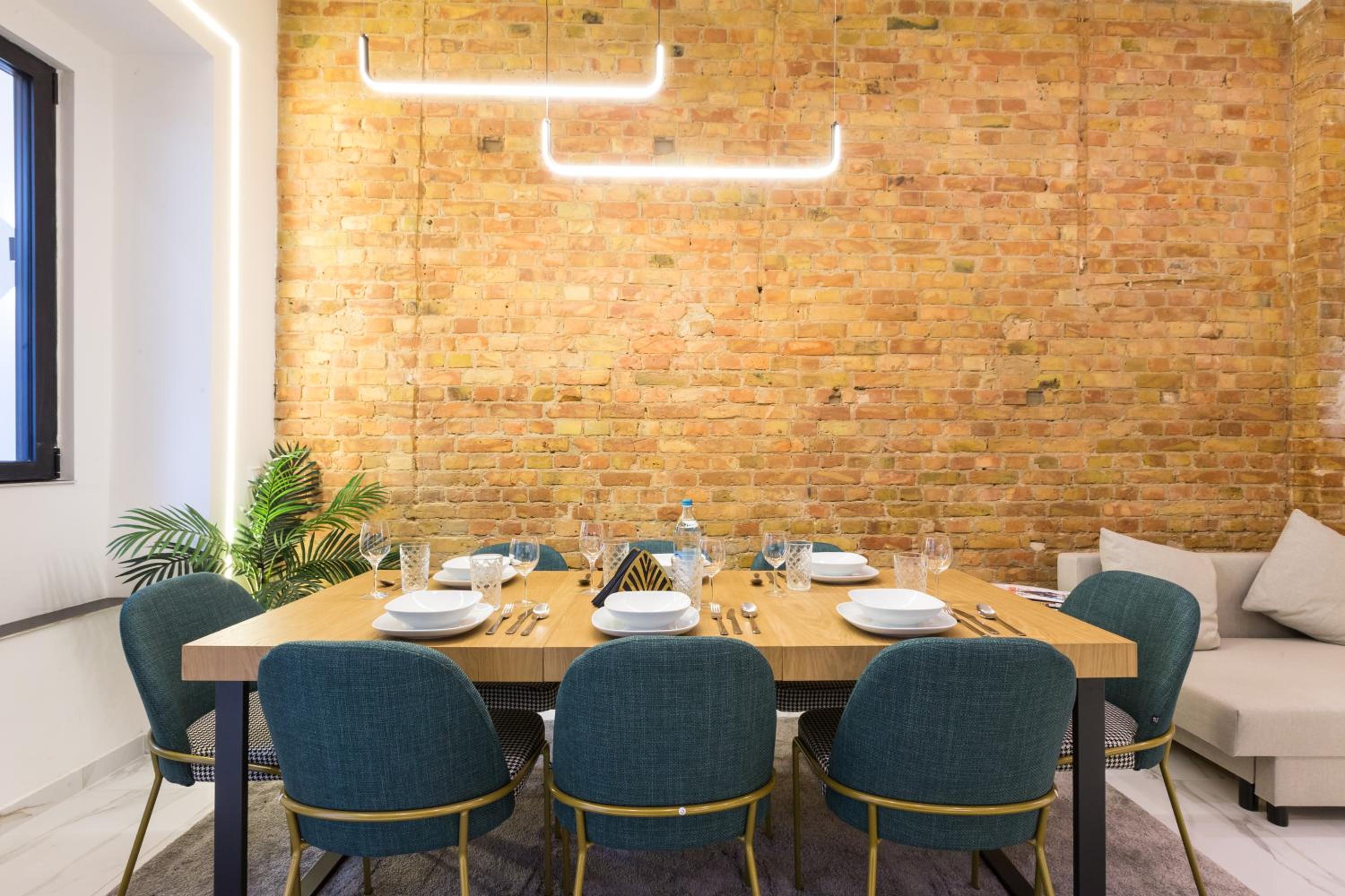 Hevals Spa & Design Apartment