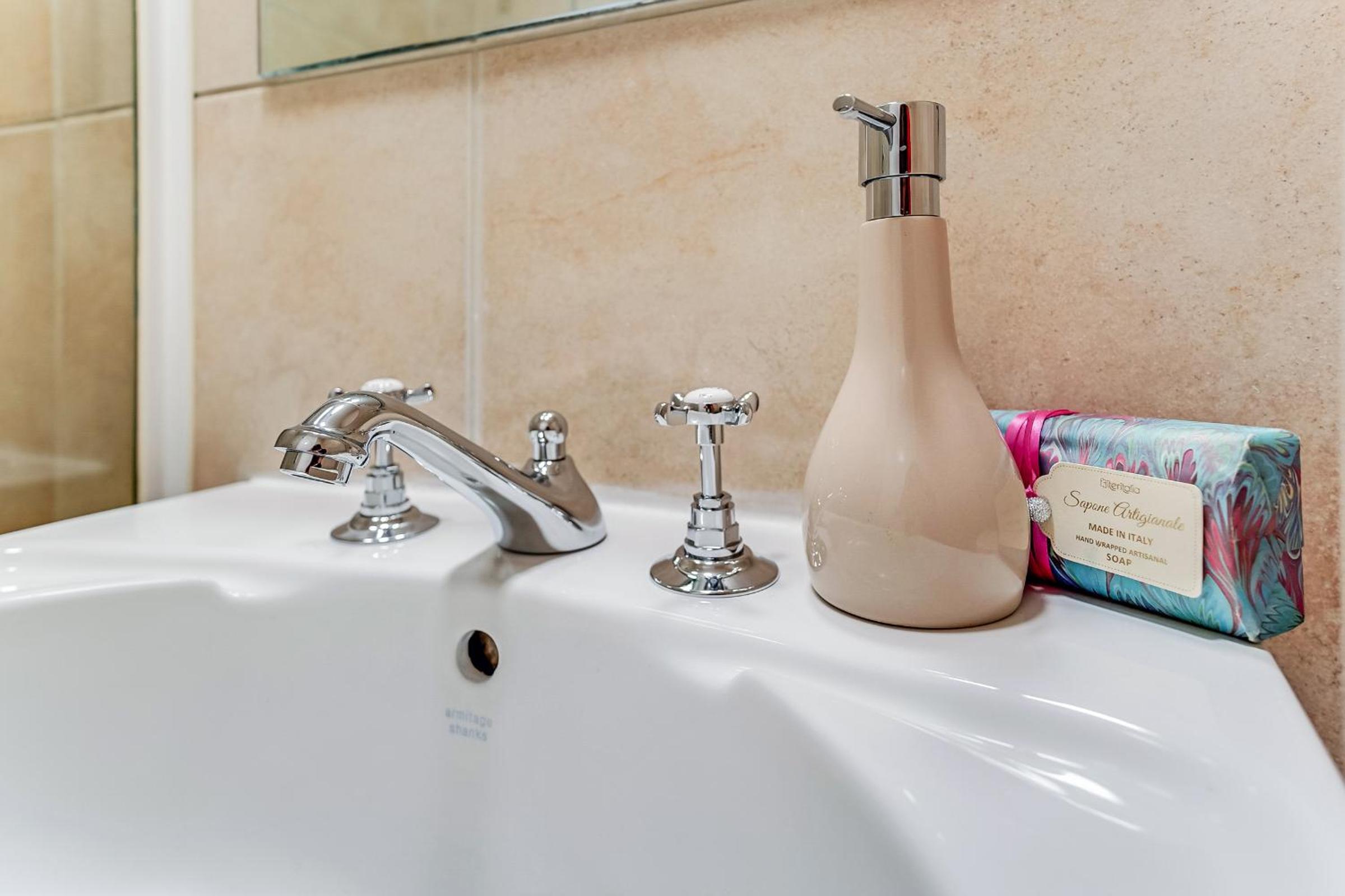 Lux 2Bed 2Bath Apartment in Baker Street