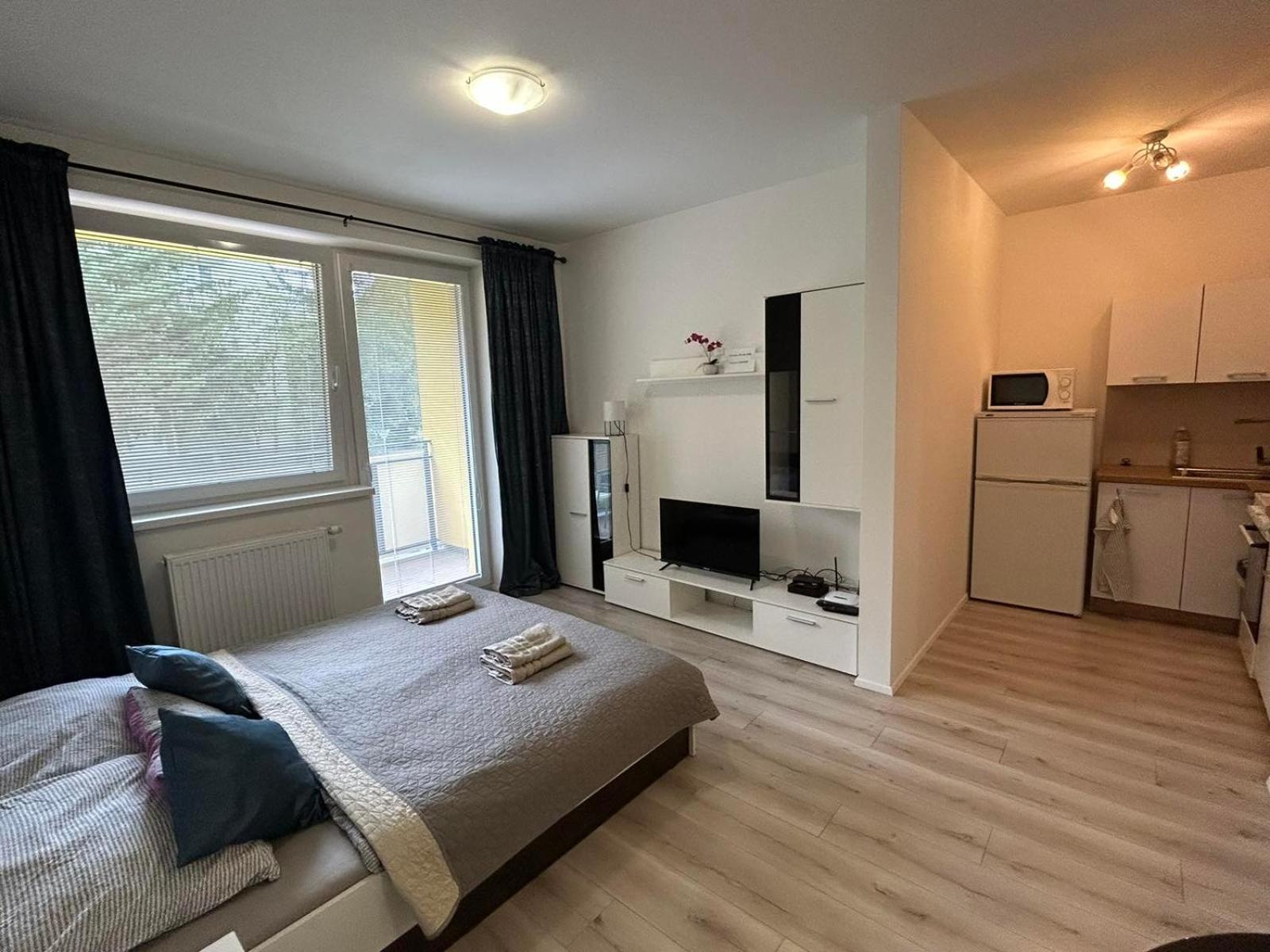 Moderné štúdio s bezplatným parkovaním view 2