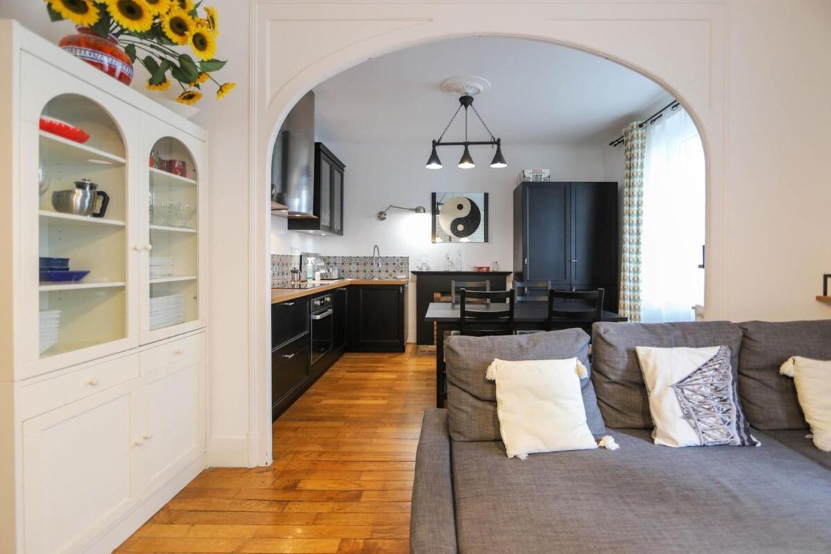 Cozy comfort 3 mins from the lake - parking