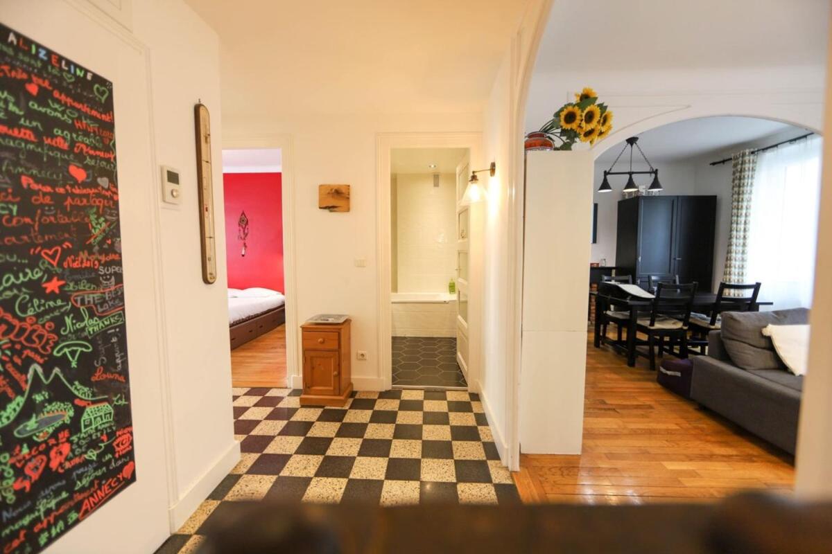 Cozy comfort 3 mins from the lake - parking