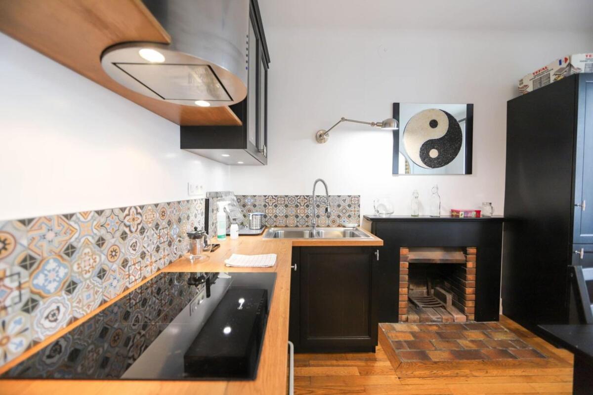 Cozy comfort 3 mins from the lake - parking