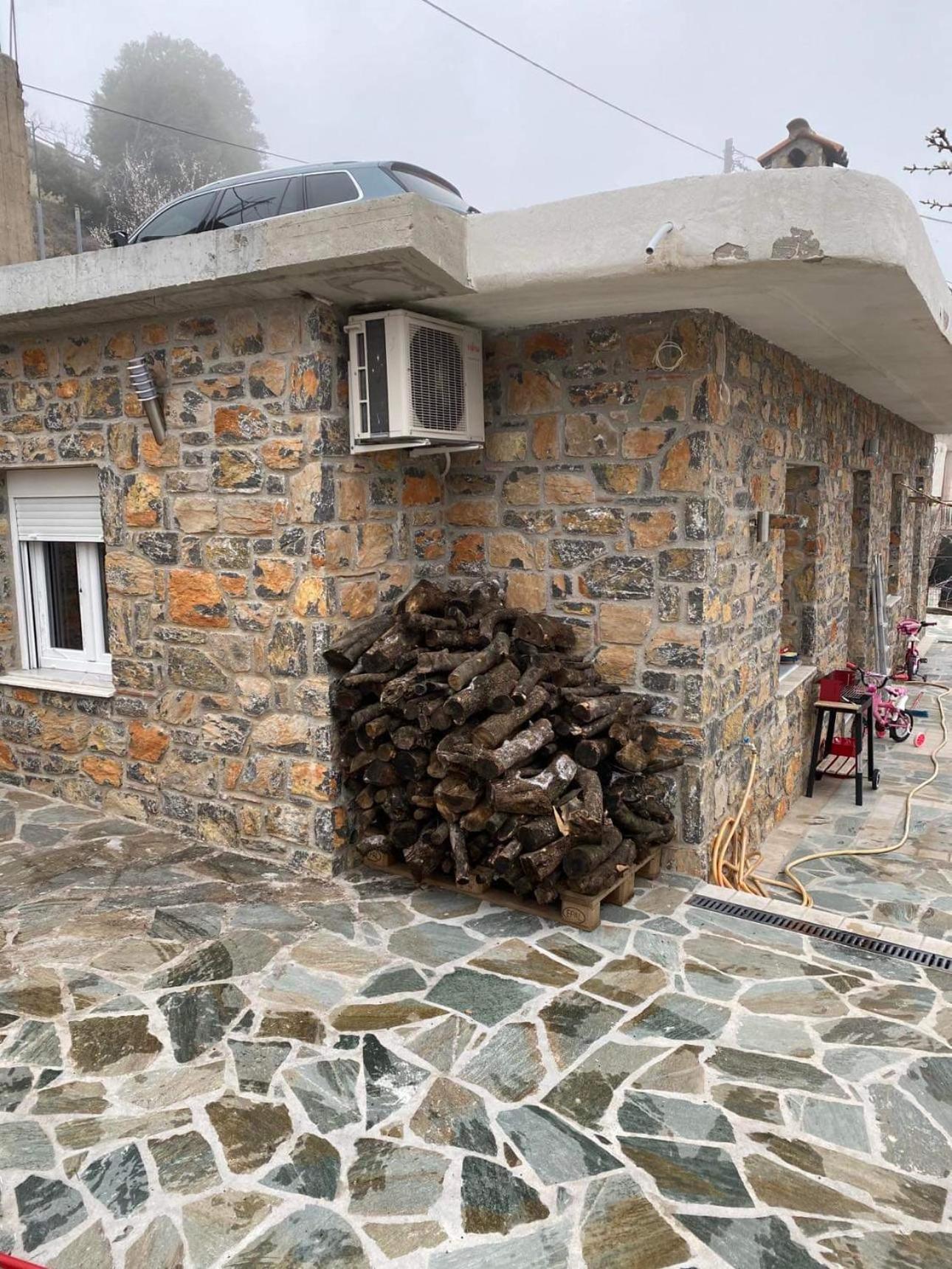 The Small Mountain house view 3