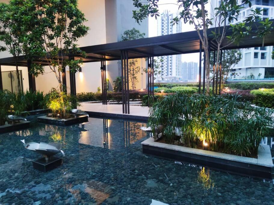 Citizen2 Sunway Mid Valley Suites