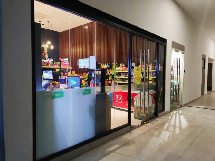 Citizen2 Sunway Mid Valley Suites