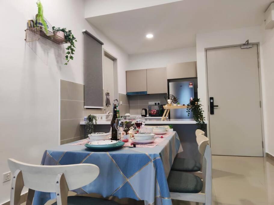 Citizen2 Sunway Mid Valley Suites