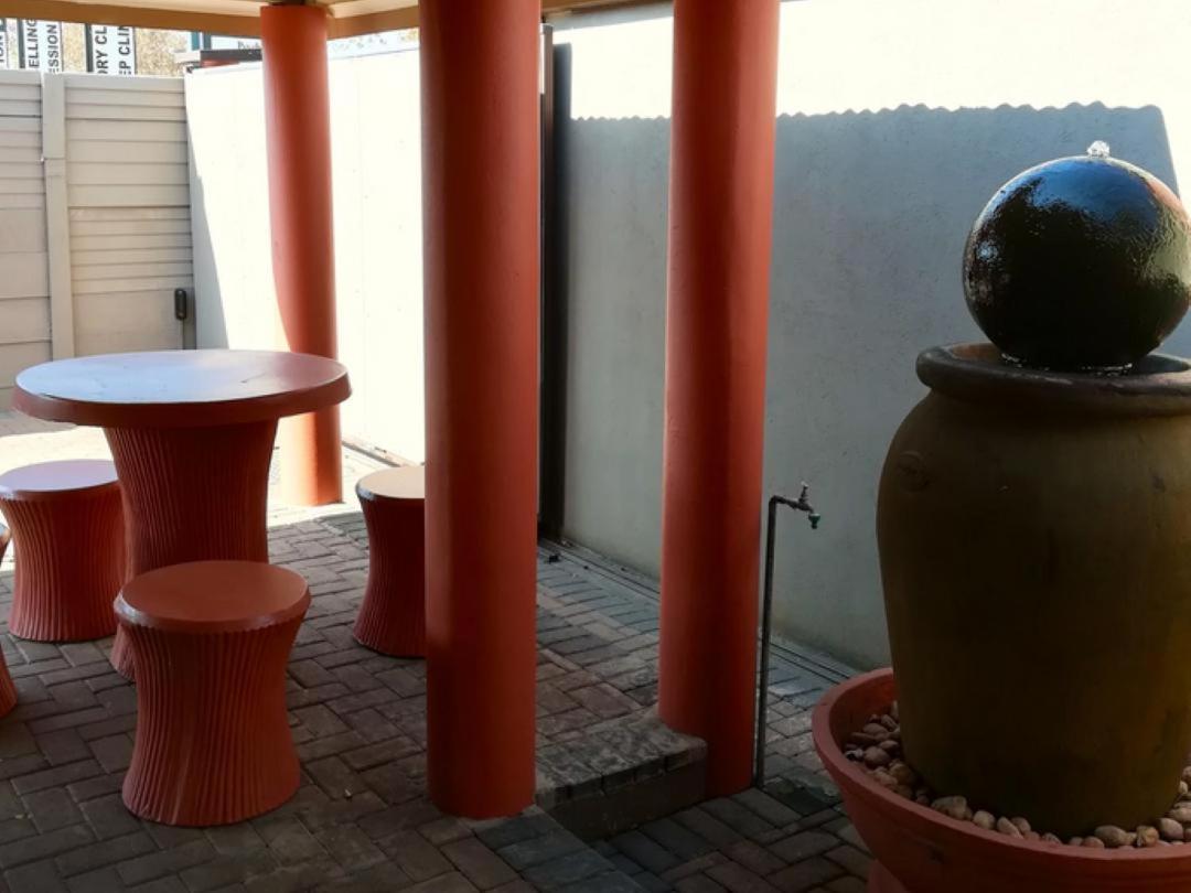 Grand Central Guesthouse, photo 28