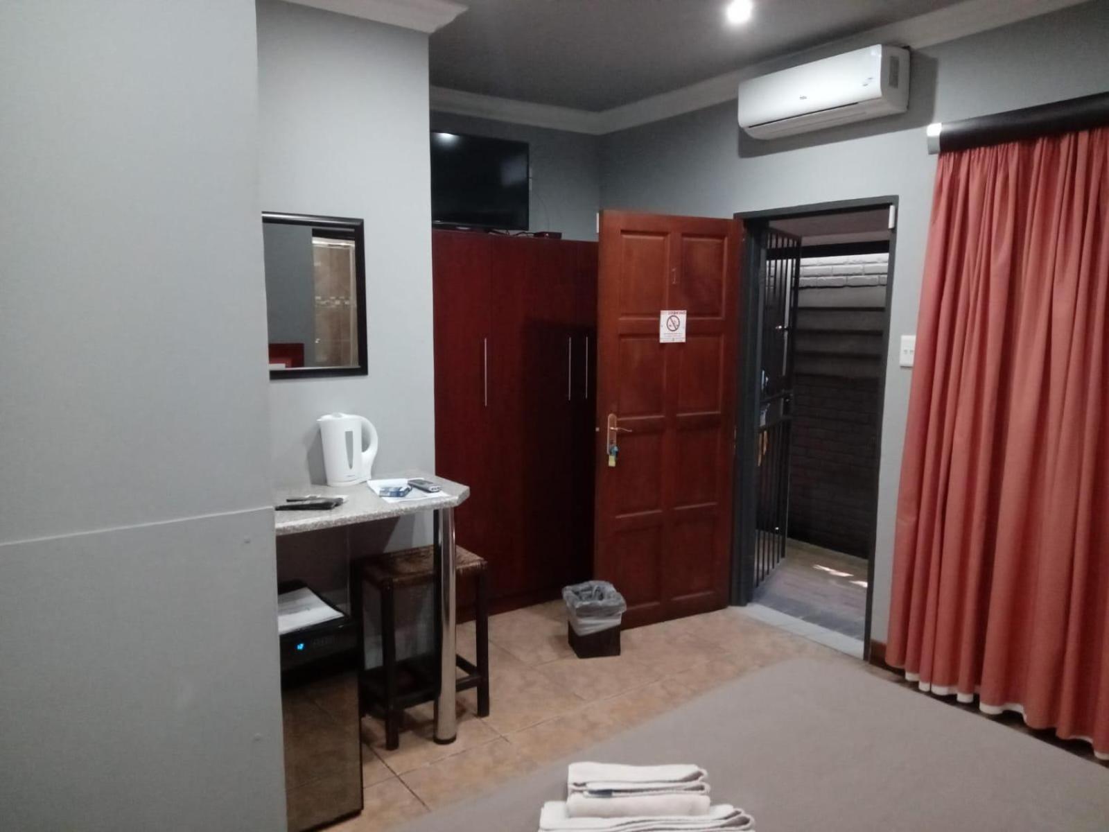 Grand Central Guesthouse, photo 57