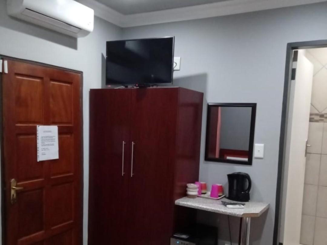 Grand Central Guesthouse, photo 11