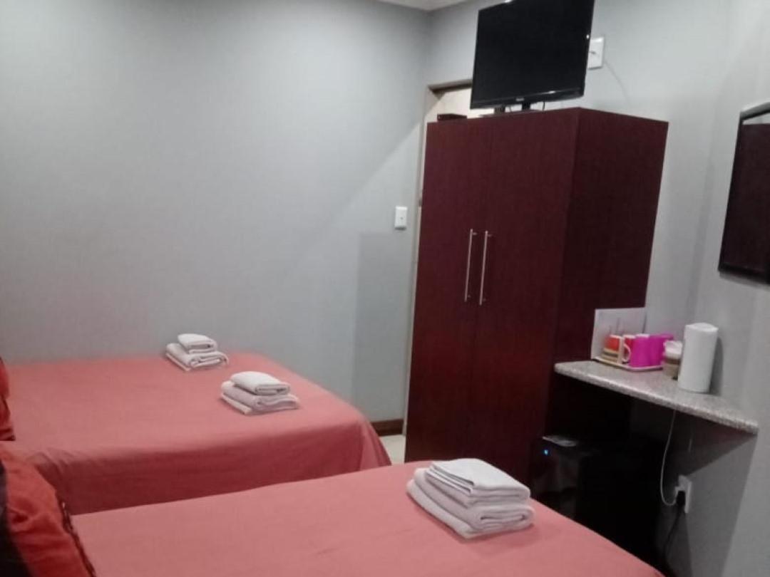 Grand Central Guesthouse, photo 12
