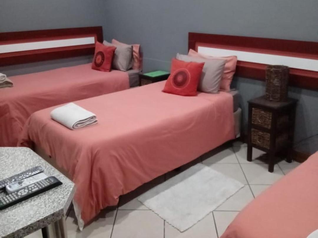 Grand Central Guesthouse, photo 20