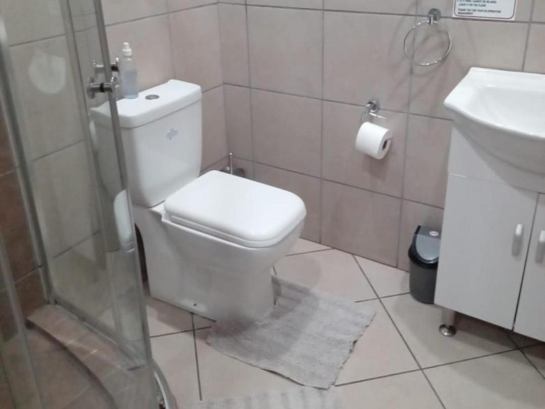 Grand Central Guesthouse, photo 13