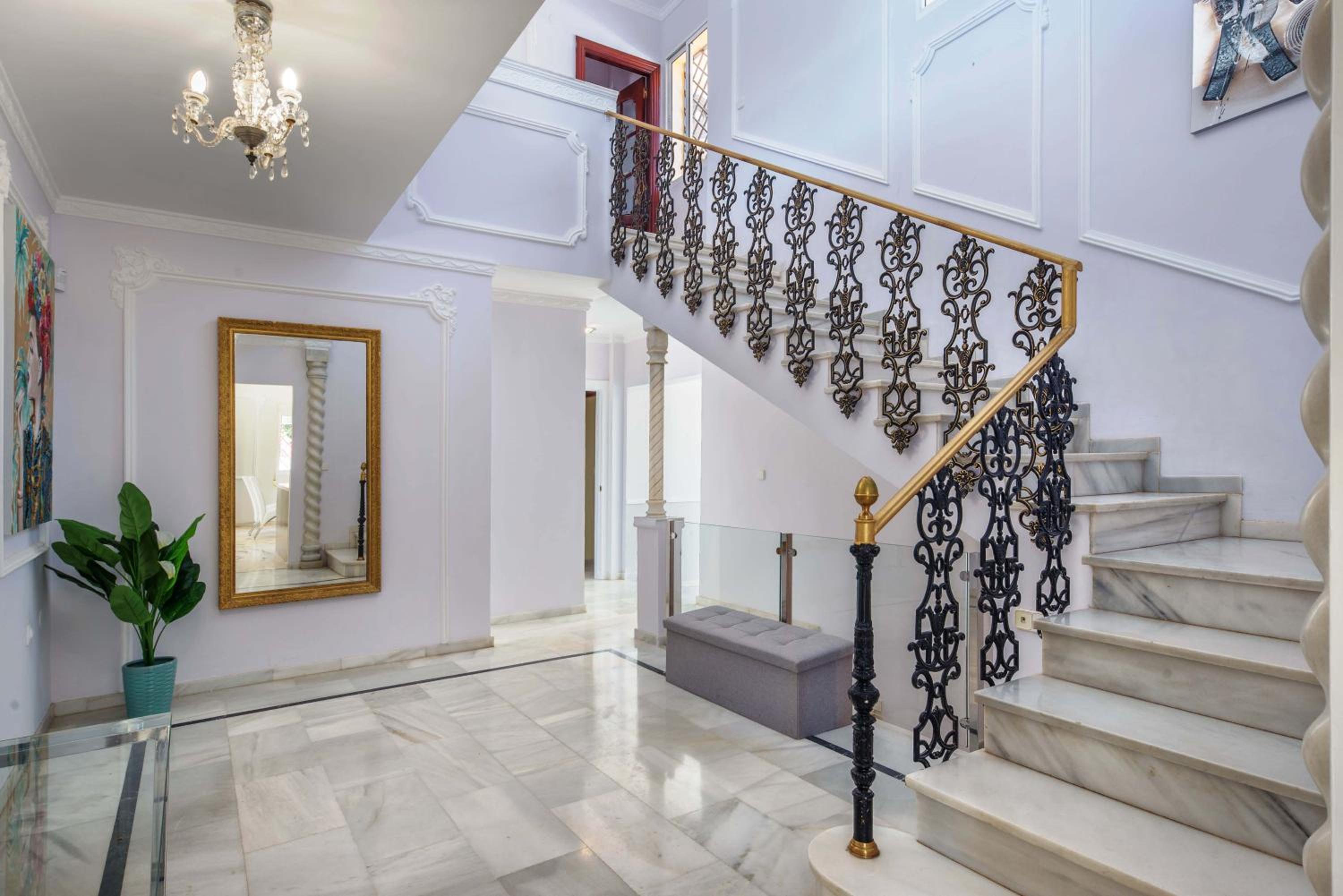 Elegant Classic Villa close to Nikki beach